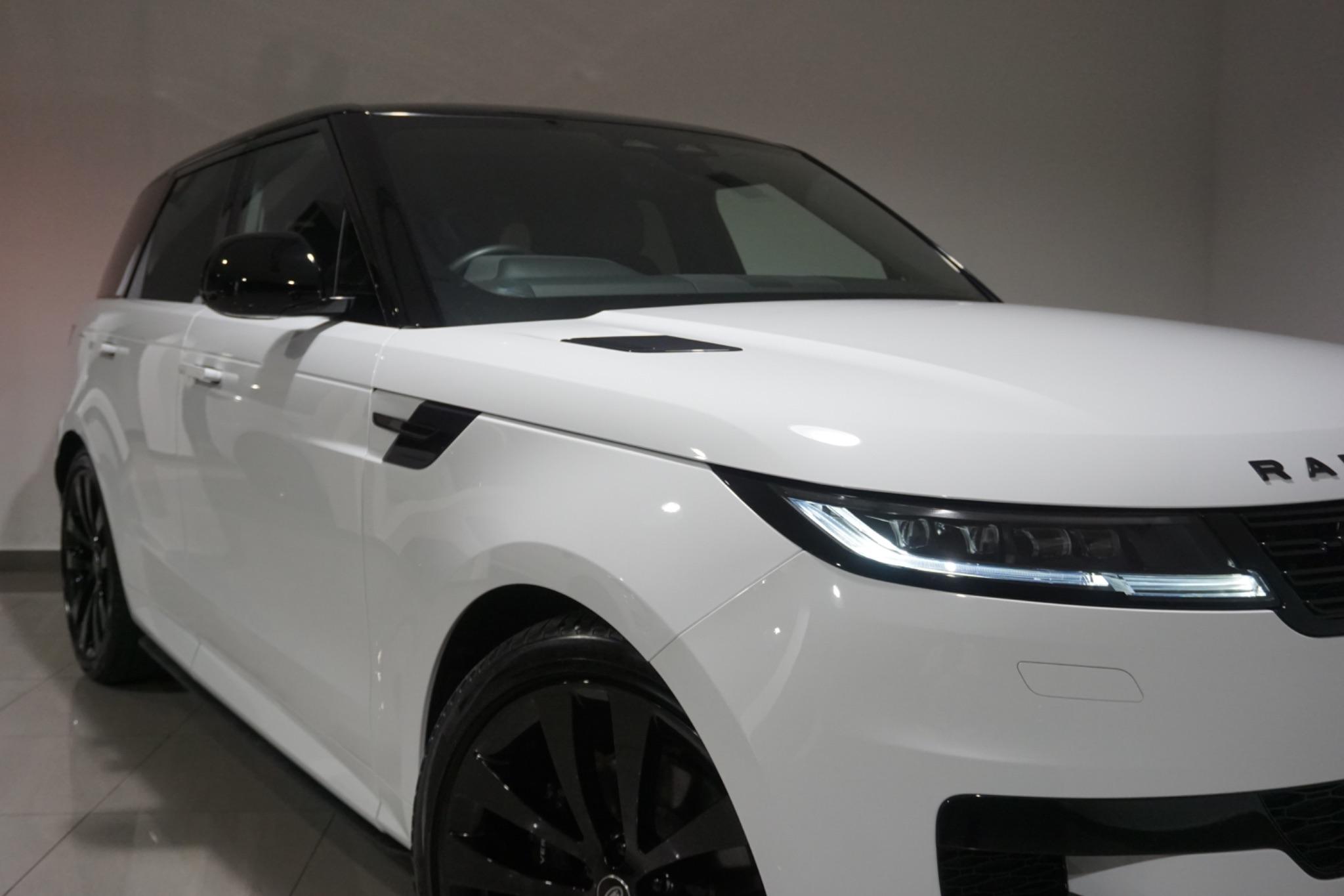 Land Rover Range Rover Sport 3.0 D300 MHEV Dynamic SE Auto 4WD Euro 6 (s/s) 5dr